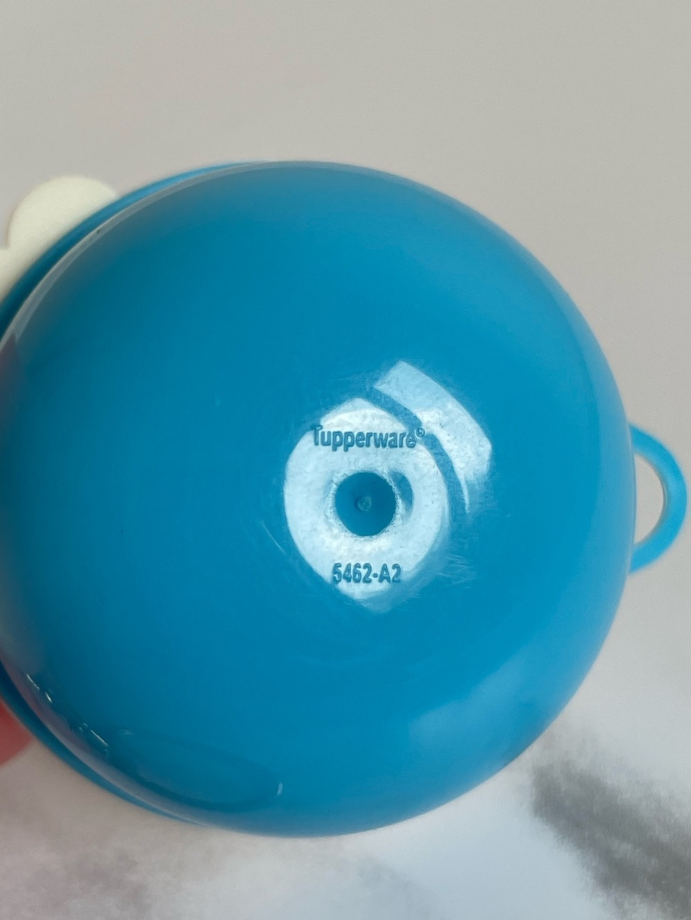 Tupperware “that’s a bowl” keychain or pill container - Picture 3 of 6